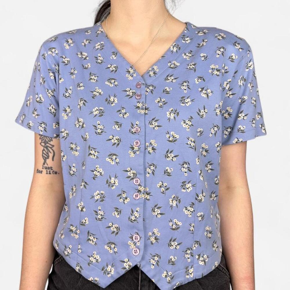 Vintage llbean blue floral button